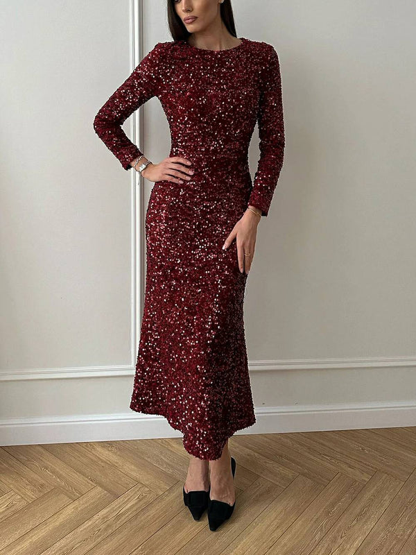 Sequin Decorated Velvet Midi Dress In Red