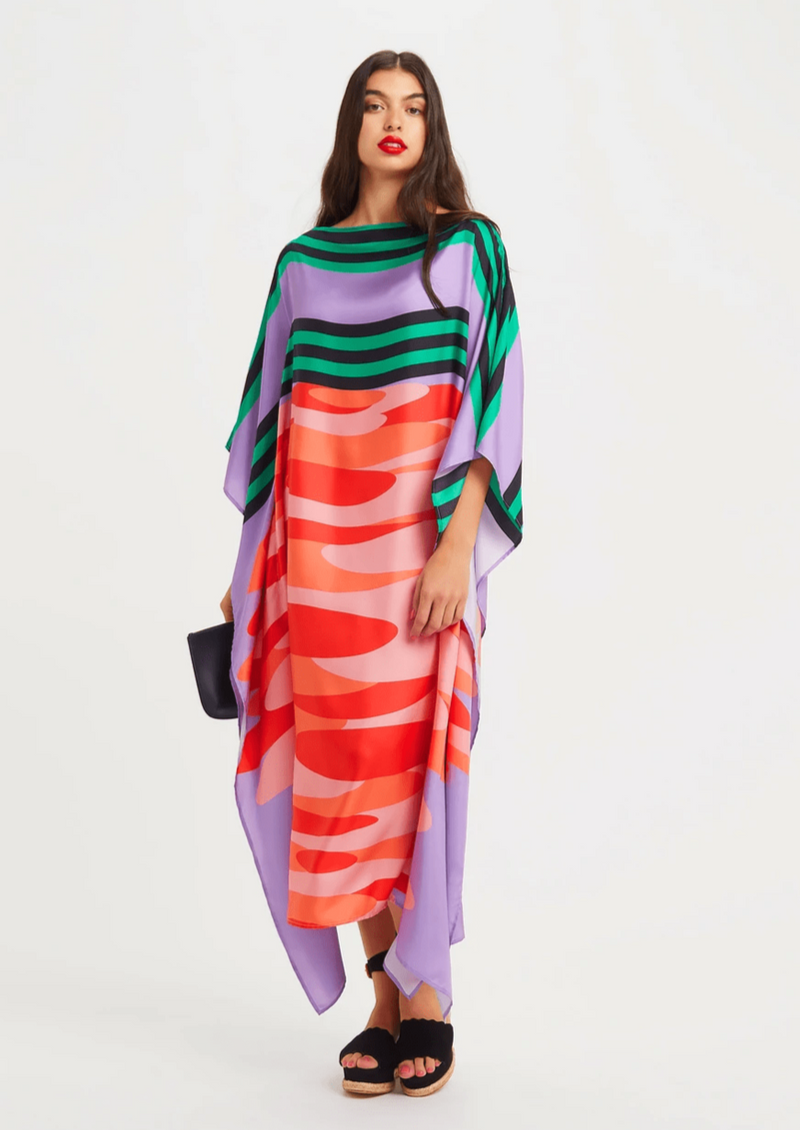 Kaftan With Abstract Flair